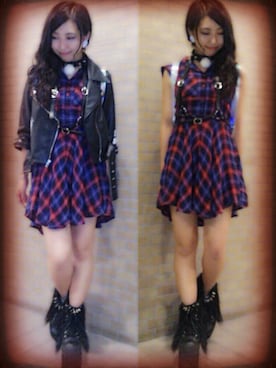 「UNIF（ユニフ）のアイテム（ワンピース/ドレス）」を使った、TEMPURAKIDZ YU-KAさん（レディース・151cm）の秋コーディネート
