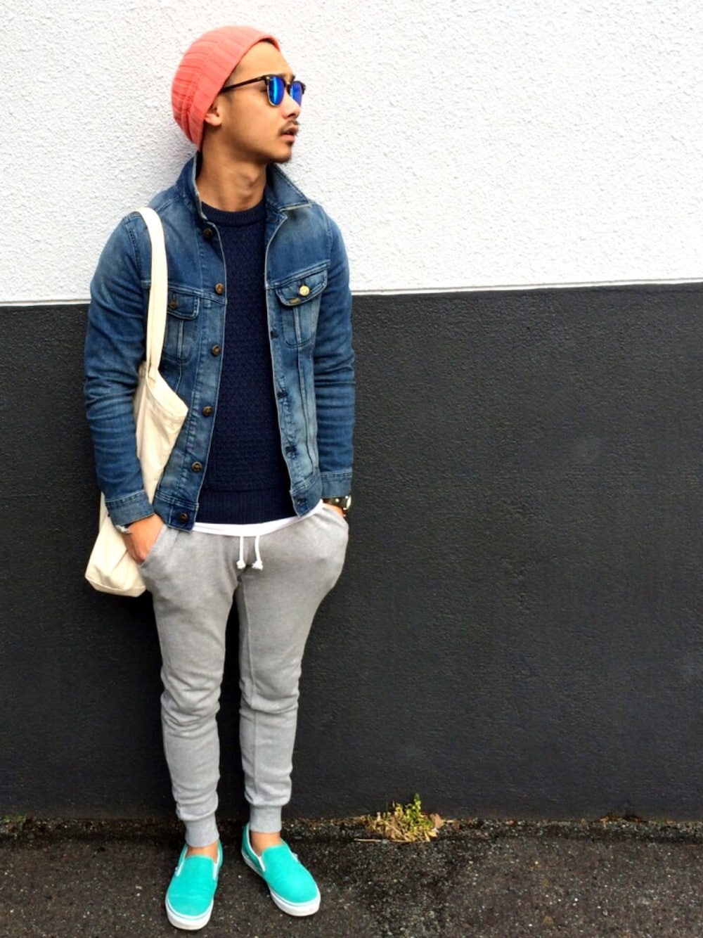 「ThreeArrows、LEE、nano・universe、UNIQLO、H&M、VANS、AZUL by moussy、ray ban、期間限定ショップ」｜「NANO universeのアイテム（デニムジャケット、ブルー系）」を使った、$$$_threearrowsさん（メンズ・165cm）の冬コーディネートの1枚目の写真