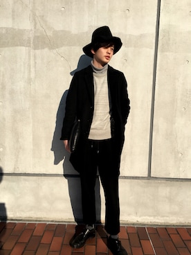 「DISCOVERED（ディスカバード）のアイテム（スラックス）」を使った、むかいさん（メンズ・175cm）の冬コーディネート