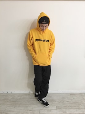 「umit benan（ウミットベナン）のアイテム（パンツ）」を使った、TAKUMIさん（メンズ・178cm）の冬コーディネート