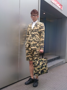 「アイテム（テーラードジャケット、イエロー系）」を使った、上遠野 広基さん（メンズ・183cm）の春コーディネート