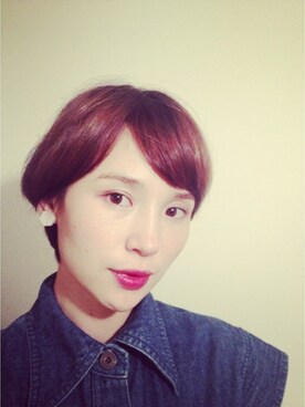 「note et silence （ノートエシロンス）のアイテム（アクセサリー）」を使った、Julia Shortreedさん（レディース・172cm）の秋コーディネート