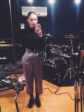 Julia Shortreedさん(レディース・171cm)の冬コーディネート