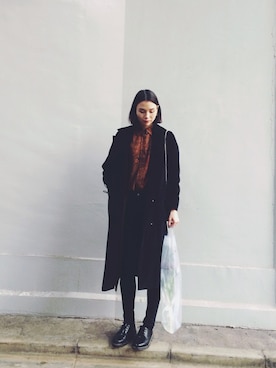 「KENZO」｜「アイテム（チェスターコート）」を使った、Julia Shortreedさん（レディース・171cm）の冬コーディネート
