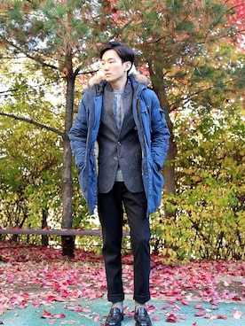 「WEAR」｜「アイテム（ダウンジャケット/コート）」を使った、현영광さん（メンズ・172cm）の秋コーディネート
