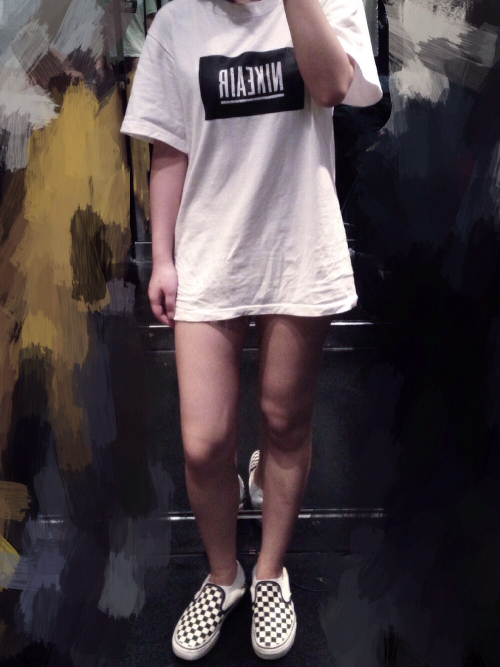 「PIGALLEのアイテム（Tシャツ/カットソー、ホワイト系）」を使った、blablabamboochuckさん（レディース・160cm）の春コーディネートの1枚目の写真