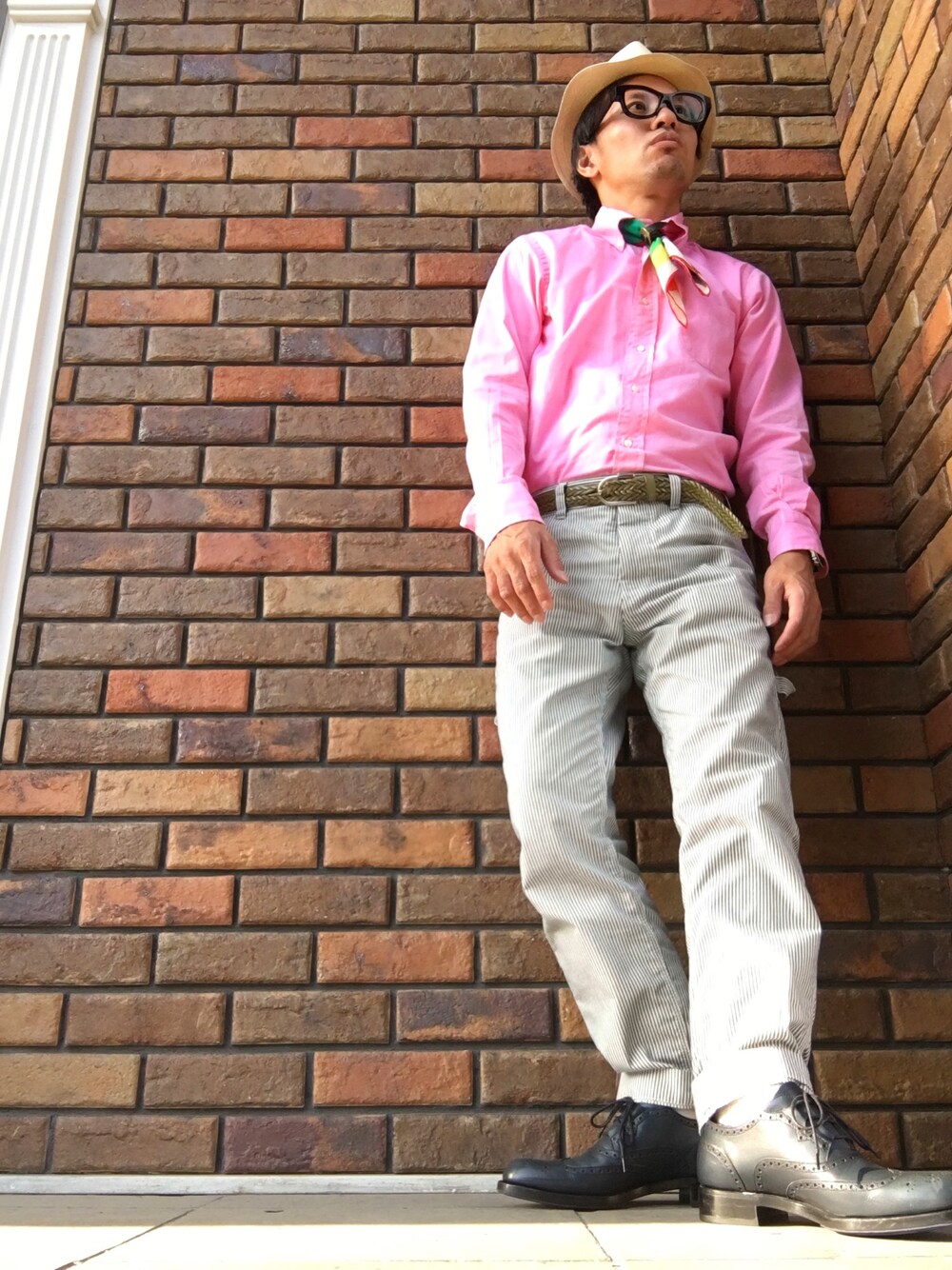 「パナマハット、ピンクコーデ」｜「INDIVIDUALIZED SHIRTSのアイテム（シャツ/ブラウス、ピンク系）」を使った、TOMOFUMI KUMAZAKIさん（メンズ・165cm）の春コーディネートの1枚目の写真