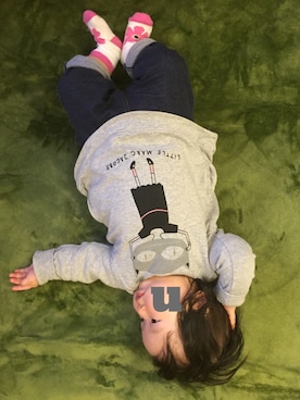 「Little Marc Jacobs（リトルマークジェイコブス）のアイテム（スウェット）」を使った、uaさん（キッズ・60cm）の春コーディネート