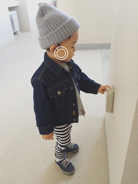 「OSHKOSH（オシュコシュ）のアイテム（デニムジャケット）」を使った、hfさん（キッズ・90cm）の秋コーディネート