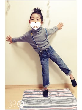 「UNIQLO（ユニクロ）のアイテム（デニムパンツ、ブルー系）」を使った、39☺︎さん（キッズ・120cm）の冬コーディネート