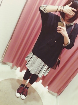 「MANGO（マンゴ）のアイテム（チュニック）」を使った、デウィさん（レディース・165cm）の秋コーディネート
