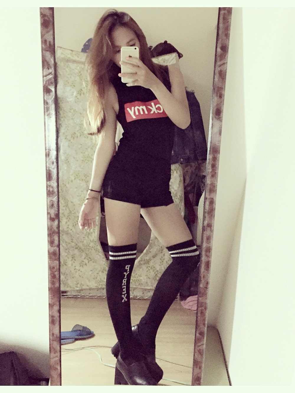 「STYLE」｜「OUTER SPACEのアイテム（タンクトップ、ブラック系）」を使った、lazyboneさん（レディース・161cm）の秋コーディネートの1枚目の写真