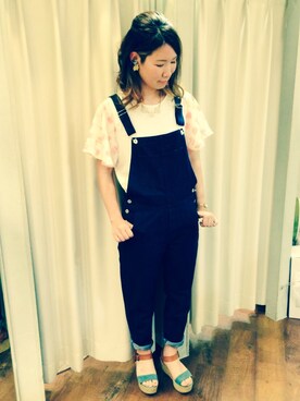 「RAY CASSIN（レイカズン）のアイテム（サロペット/オーバーオール）」を使った、レイカズン三宮OPA店さん（レディース・162cm）の春コーディネート