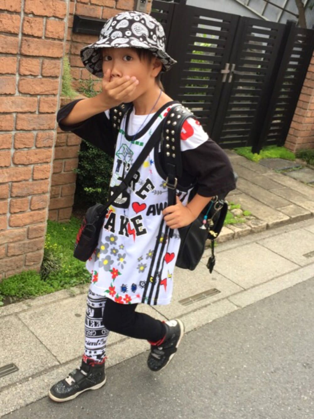 「ダンス、ダンサー、adidas、イベント、おとこのこ、ダンスイベント、キッズコーデ、かっこいい、おでかけ」｜「adidasのアイテム（その他トップス、ホワイト系）」を使った、starfish2525さん（メンズ・132cm）の夏コーディネートの1枚目の写真