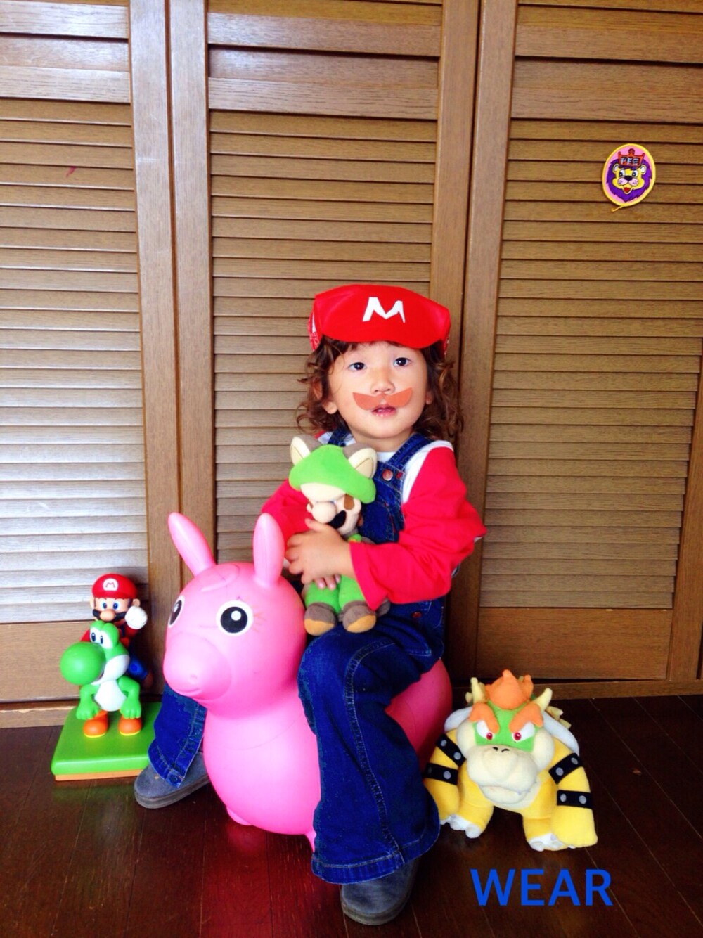 「2歳、ハロウィン、スーパーマリオ、オーバーオール」｜「スーパーキノコ🍄のアイテム（その他、その他）」を使った、junmarleyさん（キッズ・90cm）の秋コーディネートの1枚目の写真