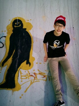 「underpeace X  加菲貓聯名（Tシャツ/カットソー、ブラック系）」を使った、JCさん（メンズ）の夏コーディネート