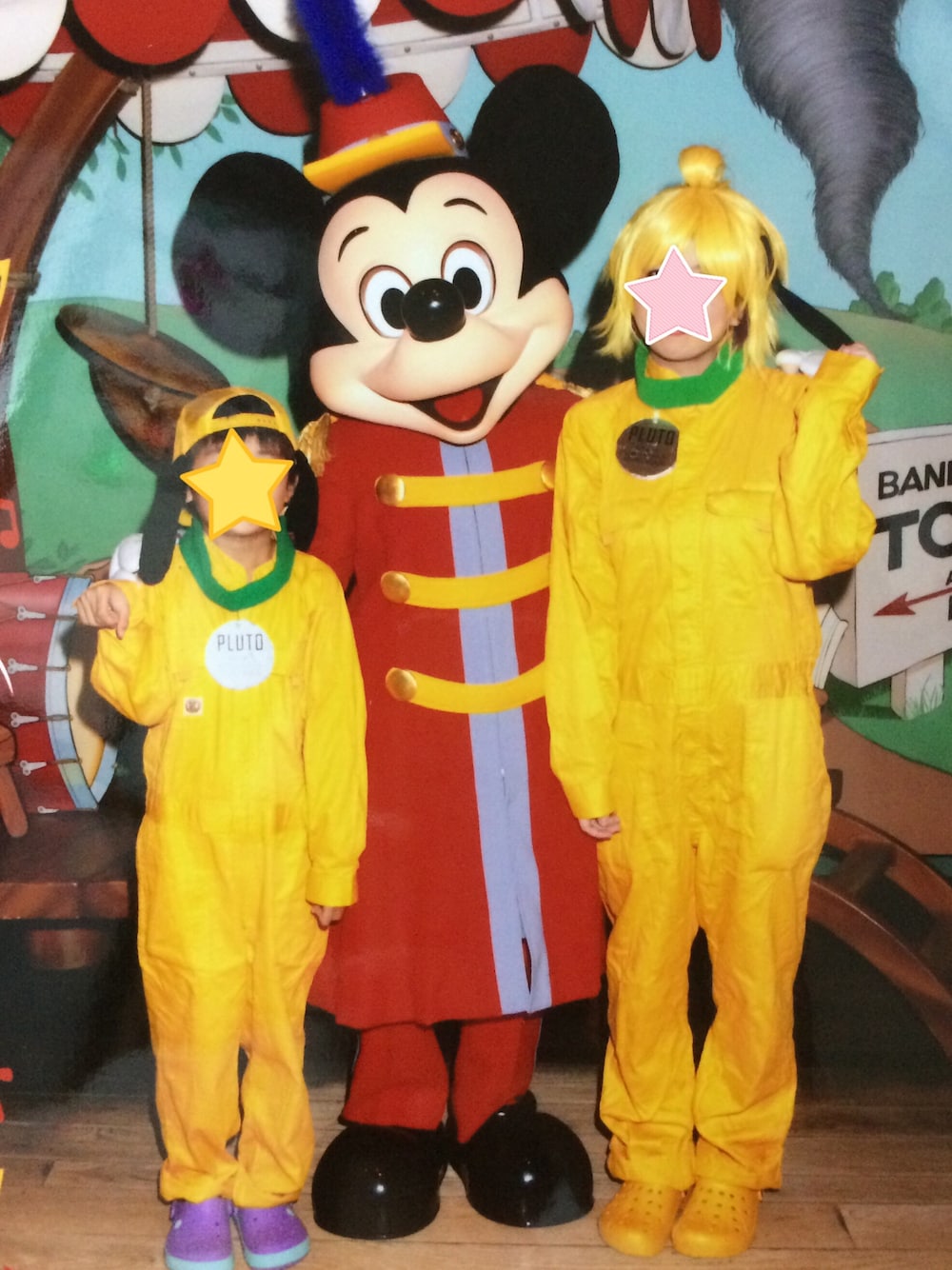 「仮装、ディズニー、ママとお揃い、ママ＆息子、親子コーデ、ハロウィン、プルート」｜「ネットでのアイテム（つなぎ/オールインワン、イエロー系）」を使った、みうさん（レディース・157cm）の秋コーディネートの1枚目の写真