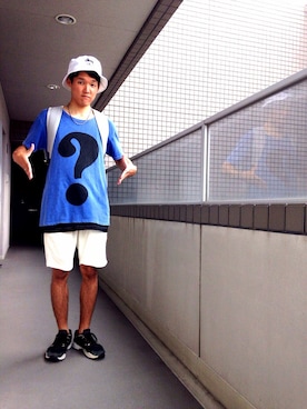 「青いTシャツ」｜「アイテム（帽子）」を使った、MASASHIさん（メンズ・172cm）の夏コーディネート