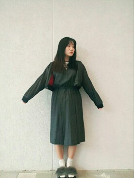「gray」｜「アイテム（ワンピース/ドレス）」を使った、MNNVOさん（レディース・157cm）の秋コーディネート