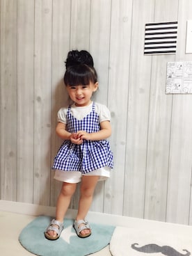 「ぺプラム」｜「アイテム（その他）」を使った、ANNAさん（キッズ・80cm）の春コーディネート