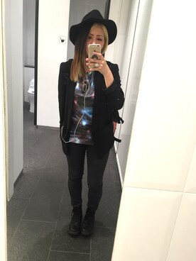 Eeezの希英美さんのコーディネート