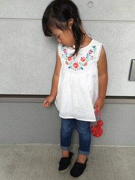 「babygap」｜「アイテム（その他シューズ）」を使った、ri-ru-さん（キッズ・100cm）の夏コーディネート