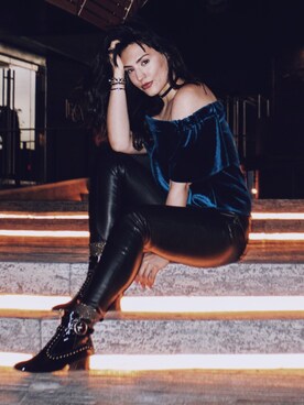 Monica Nearyさんのコーディネート