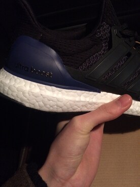 「adidas（アディダス）のアイテム（スニーカー、ブラック系）」を使った、不可思議不思議さん（メンズ）の冬コーディネート