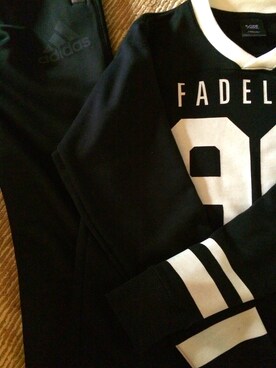 「adidas（アディダス）のアイテム（その他パンツ、ブラック系）」を使った、不可思議不思議さん（メンズ）の冬コーディネート