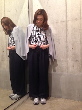 「DUL DE VERRE（ダルデベール）のワイドパンツ（スラックス）」を使った、MAIさん（レディース・164cm）の春コーディネート