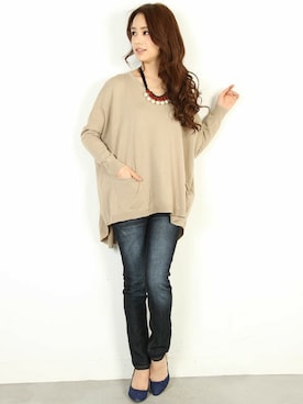 「アイテム（トップス、ベージュ系）」を使った、フェリーニさん（レディース・156cm）の冬コーディネート