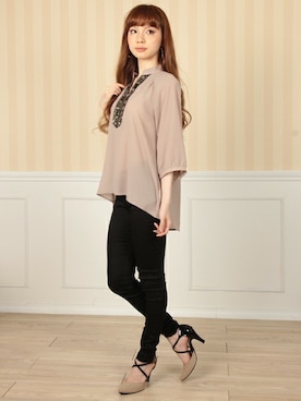 「黒パンツ」｜フェリーニさん（レディース・162cm）の冬コーディネート