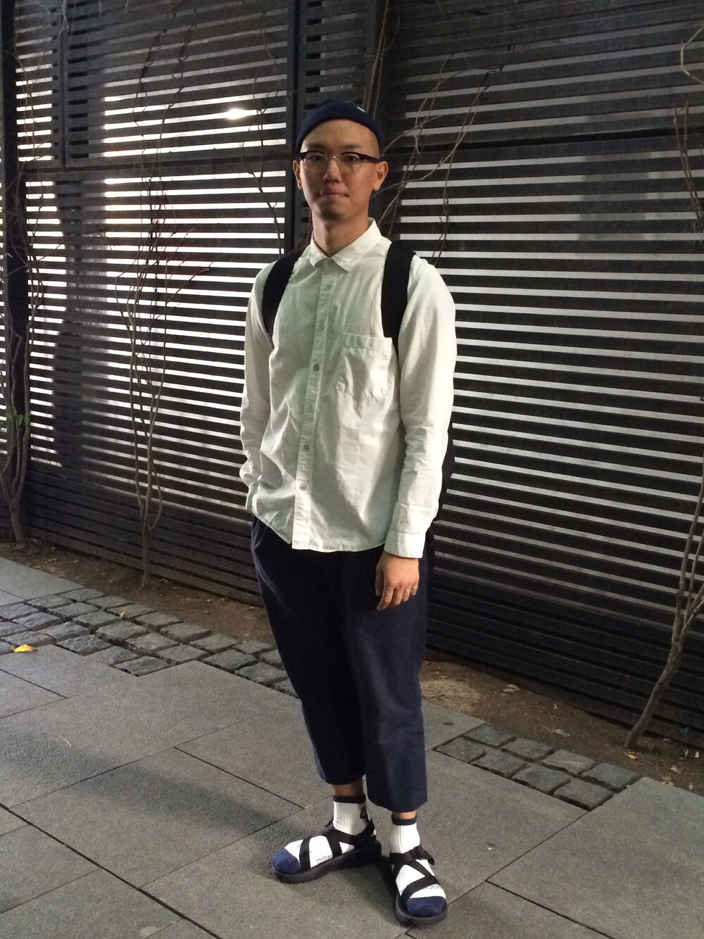 「norse projects、RINEN、eel、INFIELDERDESIGN、chaco、inst design work、idw」｜「Norse Projectsのアイテム（ニットキャップ/ビーニー、ブルー系）」を使った、윤관녕さん（メンズ・178cm）の秋コーディネートの1枚目の写真