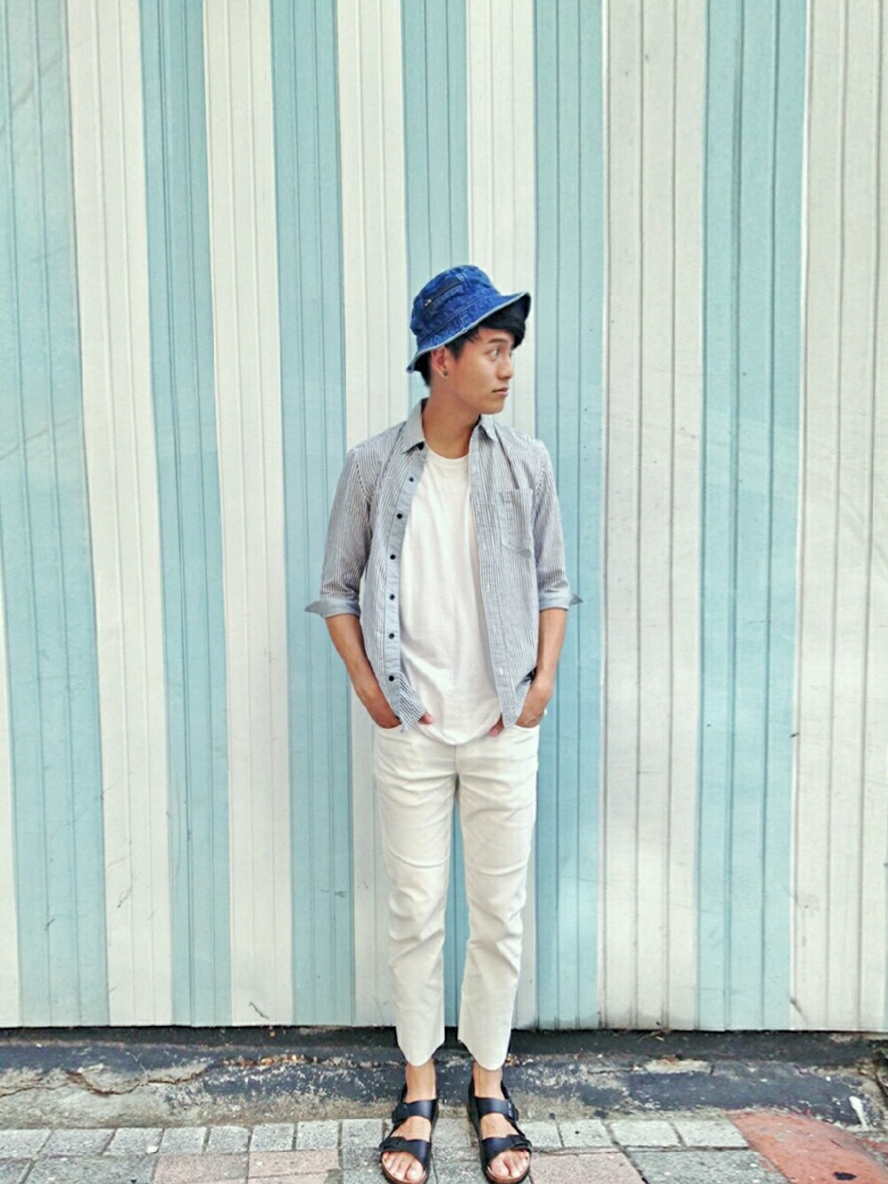 「TAKEO KIKUCHIのアイテム（トップス、その他）」を使った、pteroさん（メンズ・178cm）の秋コーディネートの1枚目の写真