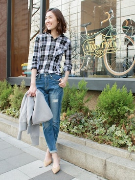 「テーパードデニム」｜BARNYARDSTORM本部さん（レディース・167cm）の春コーディネート