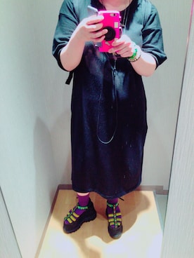 「厚底」｜「アイテム（PC・スマホグッズ/家電）」を使った、NoMさん（レディース・153cm）の夏コーディネート