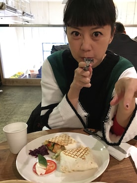 邱娉勻さんのコーディネート