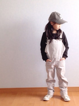 「petit main（プティマイン）のロゴデザイン裏起毛トレーナー（スウェット）」を使った、Shushu☺︎さん（キッズ・120cm）の春コーディネート