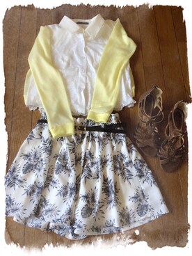 「muse muse（ミューズミューズ）のmuse muse シャツ（シャツ/ブラウス、ホワイト系）」を使った、AKARIさん（レディース・153cm）の夏コーディネート