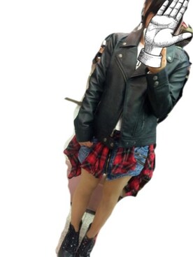 「Dosch（ドスチ）のアイテム（シャツ/ブラウス）」を使った、AKARIさん（レディース・153cm）の秋コーディネート