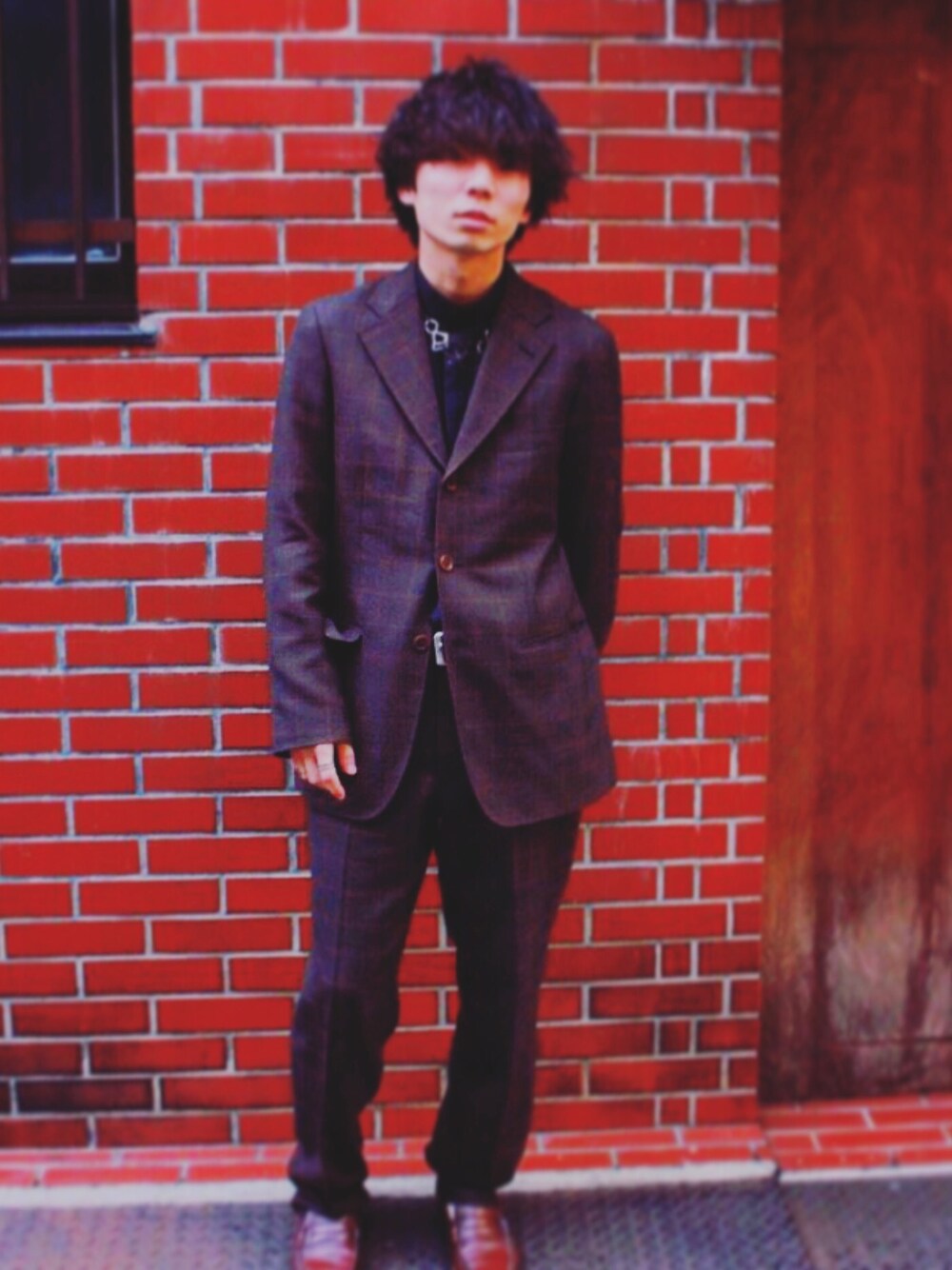 「Paul Smith、セットアップ、革靴、古着」｜「Paul Smith Londonのアイテム（セットアップ、ブラウン系）」を使った、たけうち。さん（メンズ・173cm）の冬コーディネートの1枚目の写真