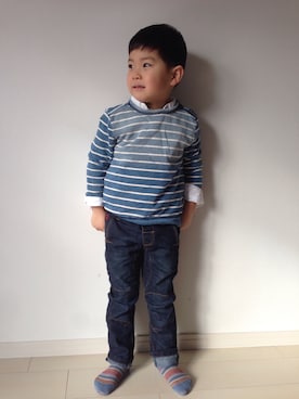 「TOMMY HILFIGER（トミーヒルフィガー）のアイテム（スウェット）」を使った、Leonariさん（キッズ・110cm）の春コーディネート