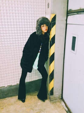 「MONKI（モンキ）のアイテム（カバーオール）」を使った、Equeenさん（レディース・165cm）の冬コーディネート