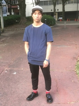 「赤い靴下」｜ 安田さん（メンズ・169cm・20代）の夏コーディネート