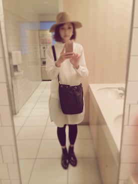「archives（アルシーヴ）のアイテム（その他シューズ）」を使った、keikoさん（レディース・163cm）の秋コーディネート