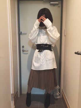 「H&M（エイチ・アンド・エム）のアイテム（ワンピース/ドレス）」を使った、RIKAKOさん（レディース・161cm）の冬コーディネート