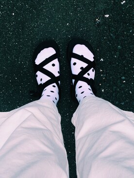「Chaco（チャコ）のアイテム（シューズ、ブラック系）」を使った、麻実さん（レディース・162cm）の冬コーディネート