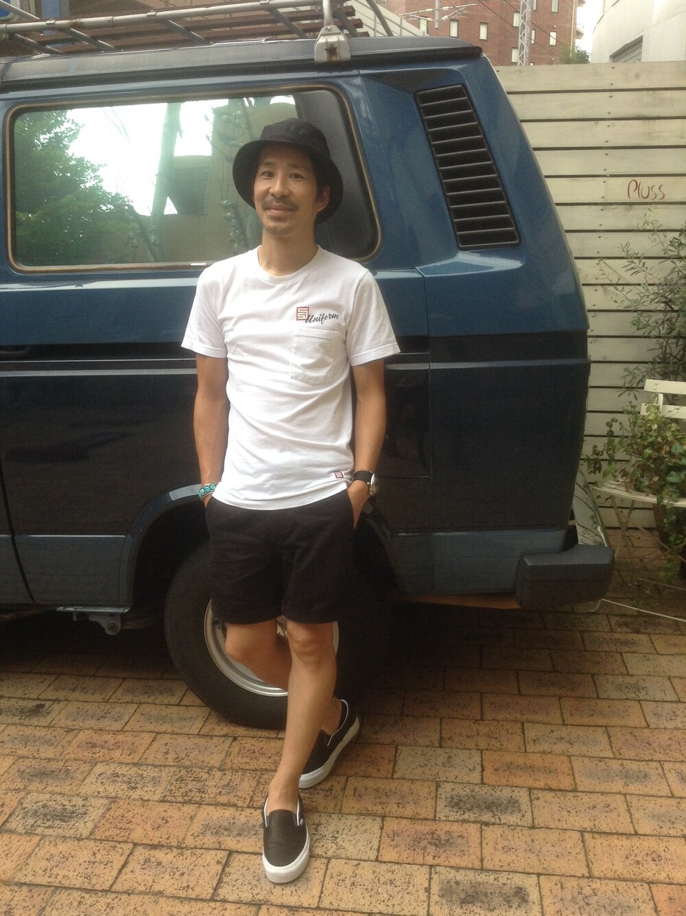 「白Tシャツ」｜「S/DOUBLE のアイテム（Tシャツ/カットソー、ホワイト系）」を使った、shinkai teruhikoさん（メンズ・168cm）の夏コーディネートの1枚目の写真