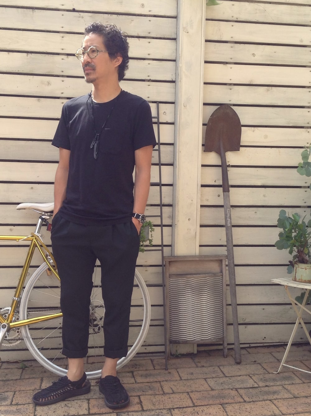「本日のしんかいさん、keen、サンダル、黒、pluss福岡、福岡pluss、福岡今泉」｜「KEENのアイテム（サンダル、ブラック系）」を使った、shinkai teruhikoさん（メンズ・168cm）の夏コーディネートの1枚目の写真
