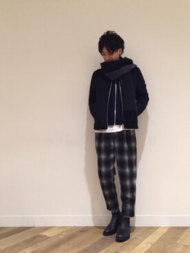 「ノーカラー」｜「アイテム（MA-1）」を使った、nissy_HAREさん（メンズ・180cm）の冬コーディネート